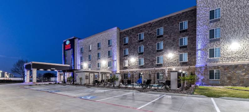 大草原城阿灵顿北部舒适套房酒店(Comfort Suites Grand Prairie - Arlington North)图片