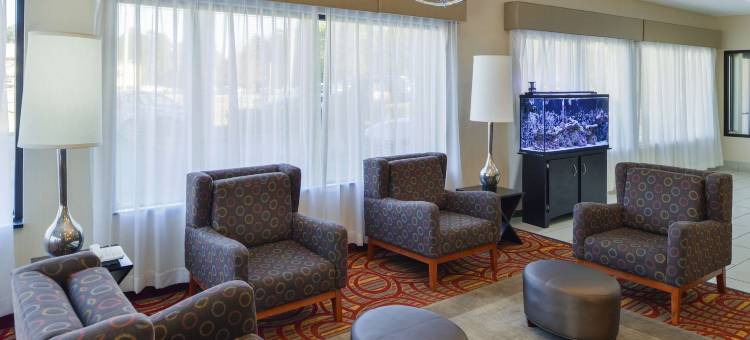 巴斯特罗普美洲最佳价值套房酒店(Americas Best Value Inn and Suites Bastrop)图片