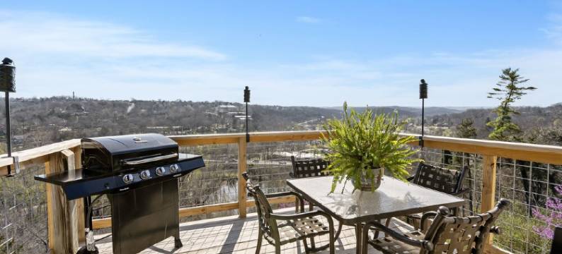 "AMAZING RETREAT" Minutes to Downtown Hollister, Branson and Thunder Ridge图片