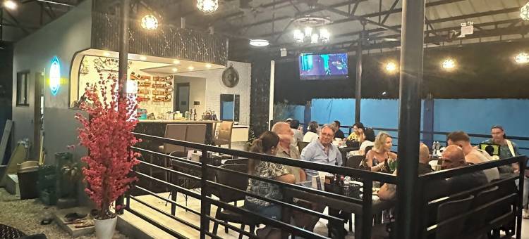 蓝色夏日套房酒店(Blue Summer Suites & Restaurant)图片