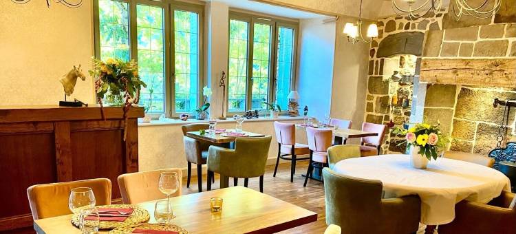 康塔尔领导酒店及餐厅(Hôtel Restaurant du Plomb du Cantal)图片