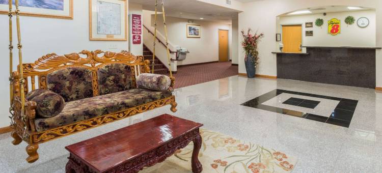 温德姆速8酒店萨莱纳店(Super 8 by Wyndham Salina)图片