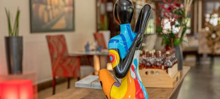 柯曼迪耶雷香帕雷之家酒店(La Commanderie de Champarey)图片