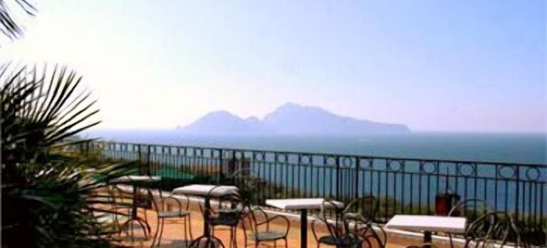 皮那安堤科弗朗西斯查洛别墅酒店(Hotel Villa Pina Antico Francischiello)图片