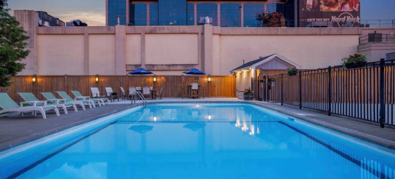 尼亚加拉瀑布Travelodge by Wyndham酒店(Travelodge by Wyndham Niagara Falls at the Falls)图片