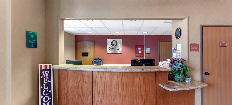 惠灵顿 - 科林斯堡凯艺套房酒店(Days Inn by Wyndham Wellington Fort Collins Area)图片