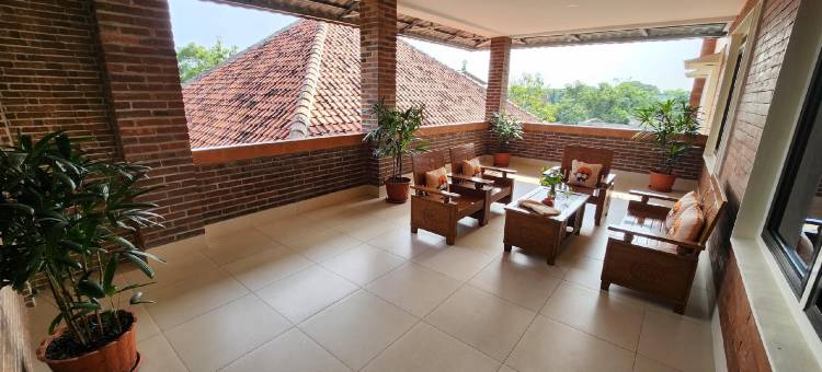 迪亚凡普沃达迪酒店(Hotel Diafan Purwodadi)图片