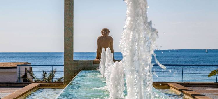 hotelF1 昂蒂布索菲娅昂蒂波利斯酒店(hotelF1 Antibes Sophia Antipolis)图片