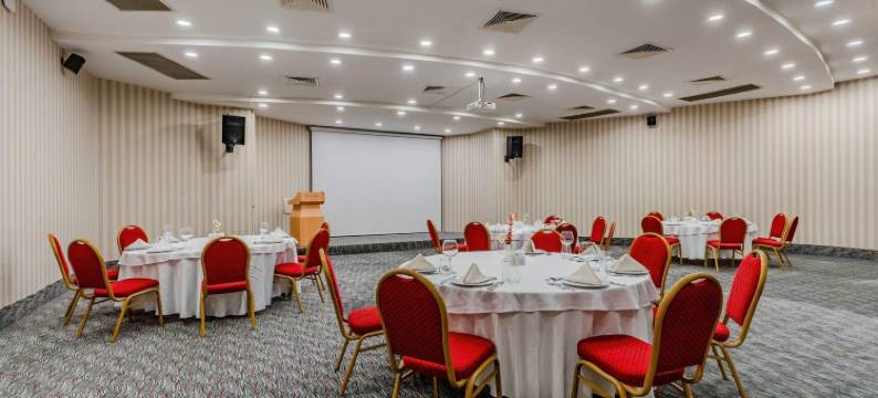 伊兹密尔温德姆华美达广场酒店(Ramada Plaza by Wyndham Izmir)图片