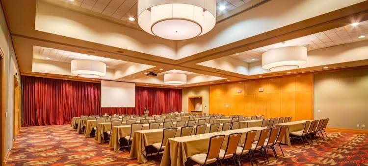 休斯顿能源走廊希尔顿安泊酒店(Embassy Suites by Hilton Houston Energy Corridor)图片