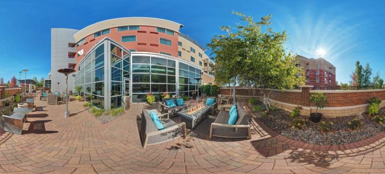 明尼阿波利斯枫树格罗夫/阿伯莱克斯万怡酒店(Courtyard Minneapolis Maple Grove/Arbor Lakes)图片