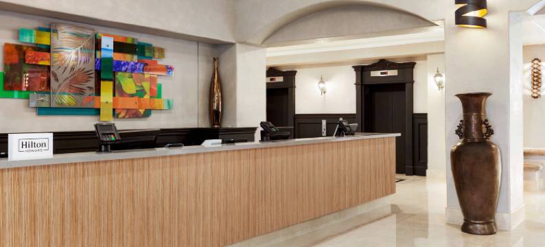 圣塔安那奥兰治县机场希尔顿安泊套房酒店(Embassy Suites by Hilton Santa Ana Orange County Airport)图片