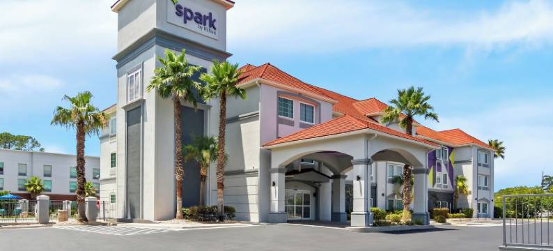 Spark by Hilton Kingsland图片