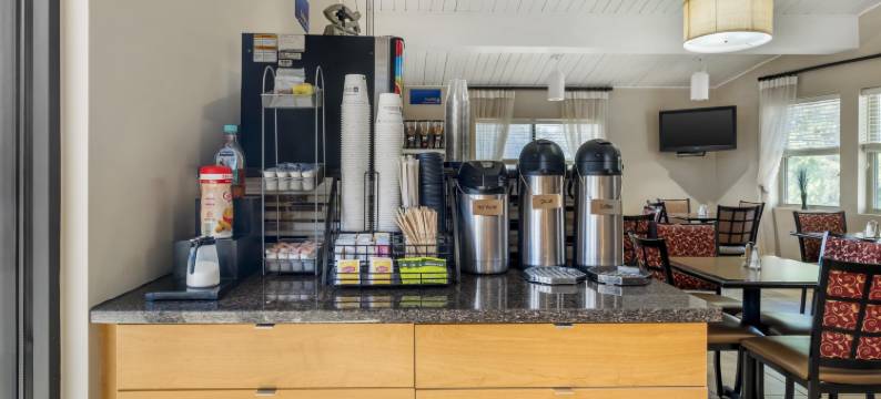 乡村斯奎尔贝斯特韦斯特酒店(Best Western Winchester Hotel)图片