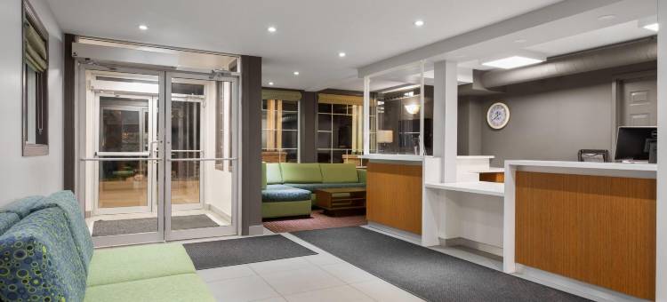 苏圣玛丽速8酒店(Super 8 by Wyndham Sault Ste Marie on)图片