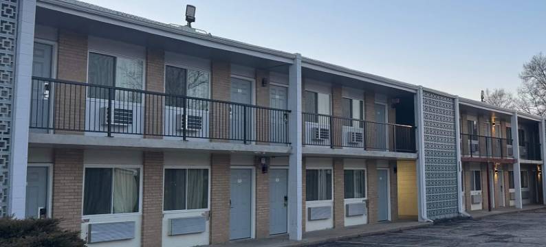 罗克福德南温彻斯特温德姆旅客之家酒店(Super 8 by Wyndham Rockford South)图片