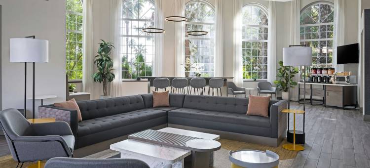 万豪城市快捷酒店圣塔安那/橙县机场(City Express by Marriott Santa Ana/Orange County Airport)图片