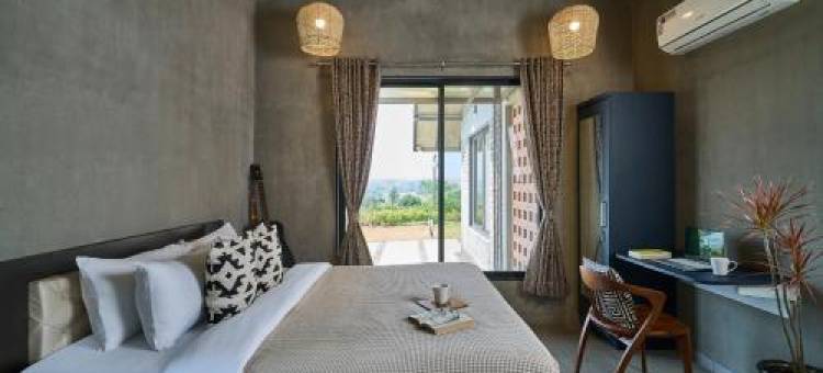 SaffronStays Ashfield - 5BHK Eco-Farmhouse with Pools, Jacuzzi, Lawn & Games Room图片