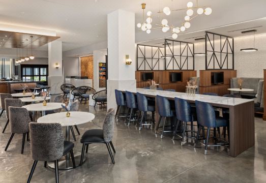 Courtyard St. Paul Downtown Hotel Overview