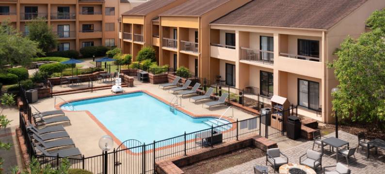 伯明翰胡佛万怡酒店(Courtyard Birmingham Hoover)图片