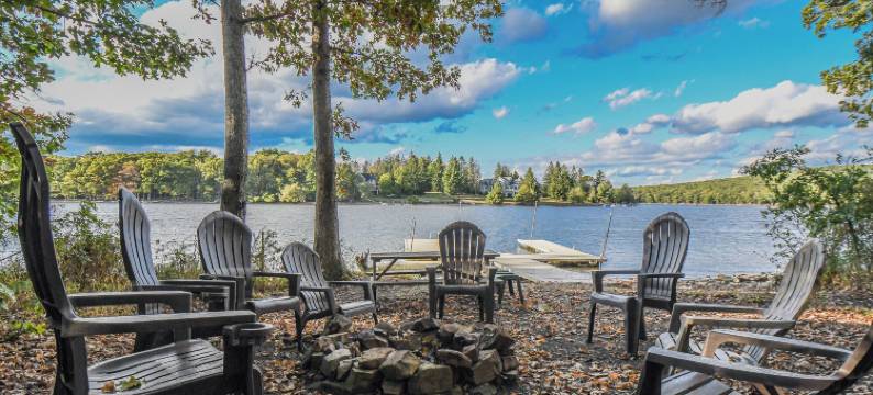 泰勒梅德深溪的约翰尼苹果种子(Johnny Appleseed)图片