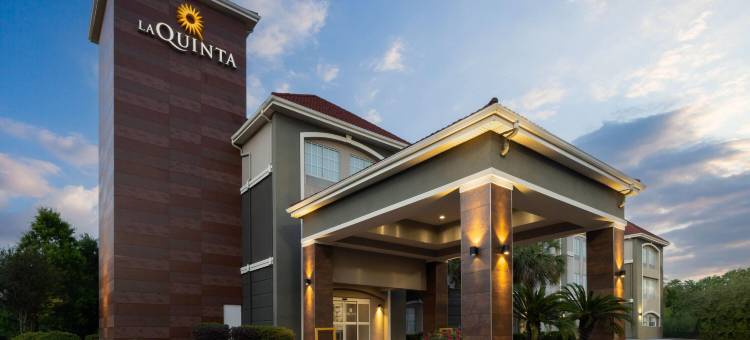 巴吞鲁日德纳姆斯普林斯拉昆塔温德姆套房酒店(La Quinta Inn & Suites by Wyndham Baton Rouge Denham Springs)图片