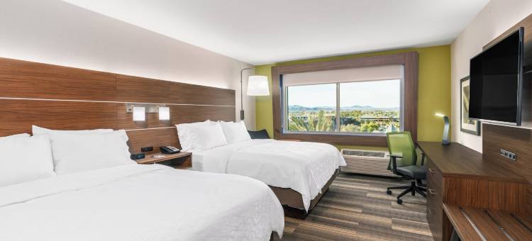 哈瓦苏湖城伦敦桥智选假日套房酒店(Holiday Inn Express & Suites LAKE HAVASU - LONDON BRIDGE by IHG)图片