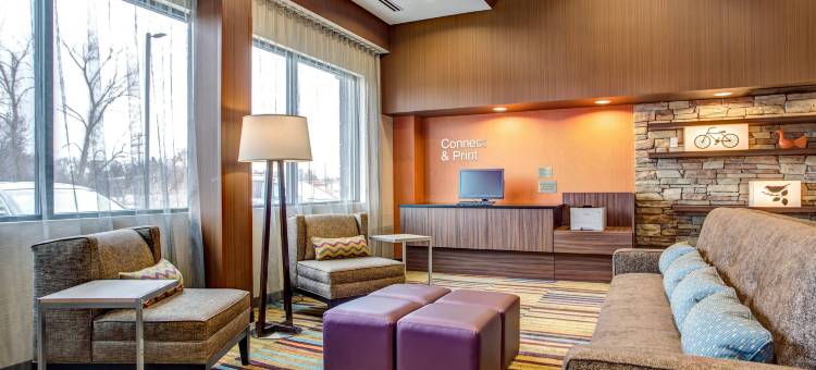 斯普林菲尔德霍利奥克万枫酒店及套房(Fairfield Inn & Suites Springfield Holyoke)图片