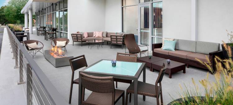奥尔巴尼特洛伊海滨万怡酒店(Courtyard Albany Troy/Waterfront)图片