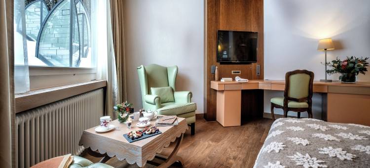 图亨大酒店(Tschuggen Grand Hotel - the Leading Hotels of the World)图片