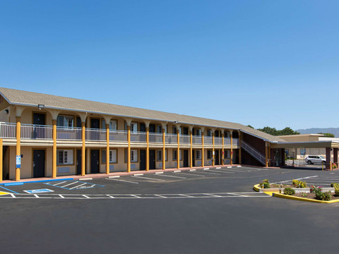 尤凯亚温德姆戴斯酒店