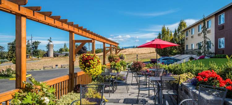 塞奎姆红狮套房酒店(Red Lion Inn & Suites Sequim at Olympic National Park)图片