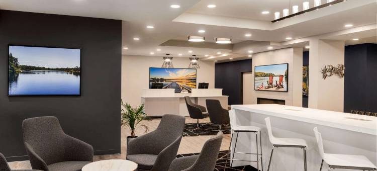 奥罗拉麦客达温德姆酒店(Microtel Inn & Suites by Wyndham Aurora)图片