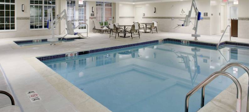 希尔顿欢朋套房酒店-曼彻斯特(Hampton Inn & Suites Manchester)图片