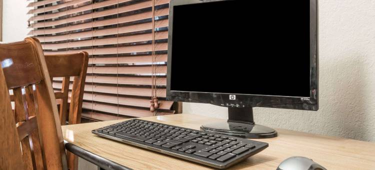 利奇菲尔德骑士酒店(Knights Inn Litchfield)图片