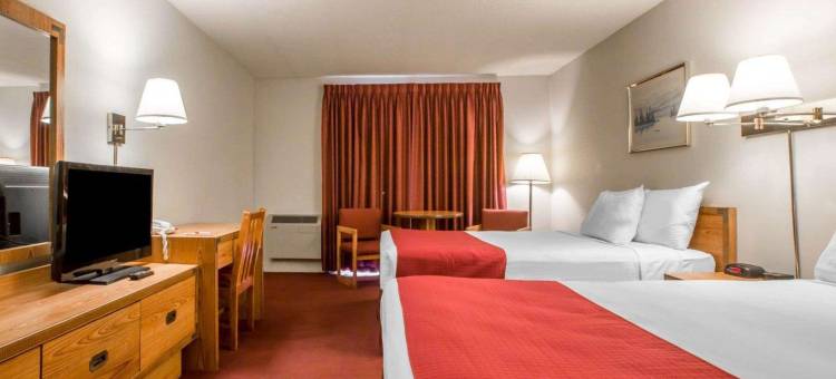 普莱西德湖南罗德威酒店(Rodeway Inn)图片