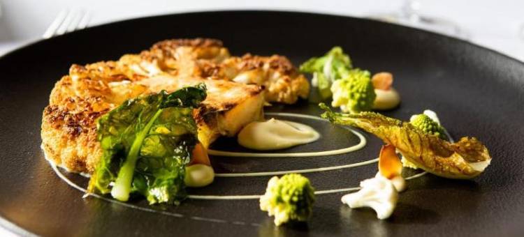 麦克唐纳德大熊酒店(Macdonald Bear Hotel)图片