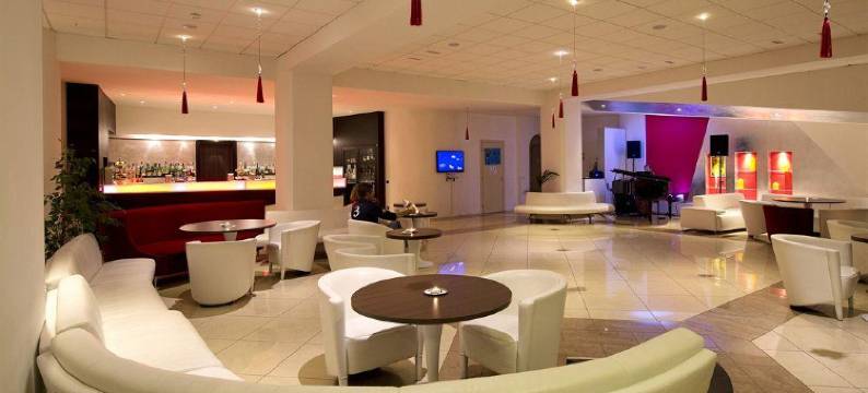 上将宫大酒店(Grand Hotel Admiral Palace)图片