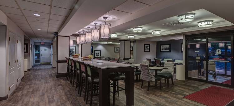 匹兹堡蒙罗维尔欢朋酒店(Hampton Inn Pittsburgh/Monroeville)图片