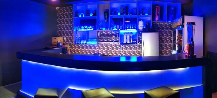 英雄酒店(Heroes Hotel)图片