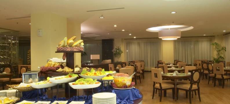 格兰普里美娜多酒店(Hotel Gran Puri Manado)图片