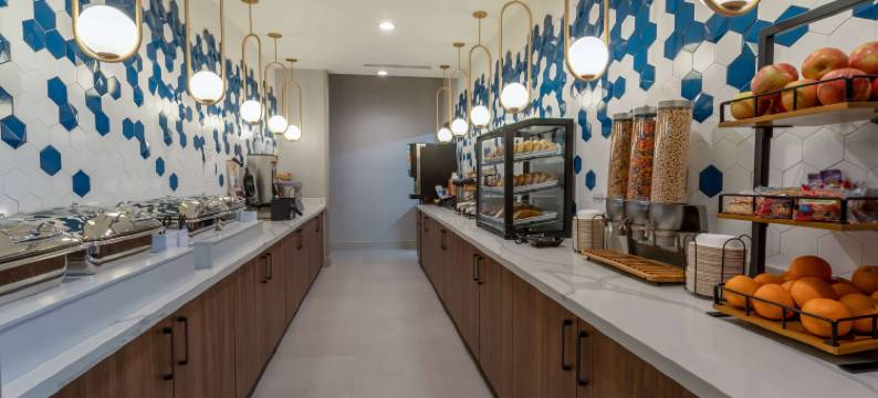 温德姆戈尔特洛迪北拉昆塔温德姆酒店套房(La Quinta Inn & Suites by Wyndham Galt Lodi North)图片