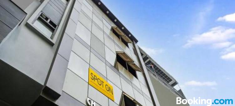 Spot on AK Residency图片