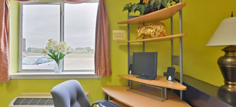 霍尔特姆城沃斯堡美洲最佳价值套房酒店(Americas Best Value Inn and Suites Haltom City/Ft. Worth)图片