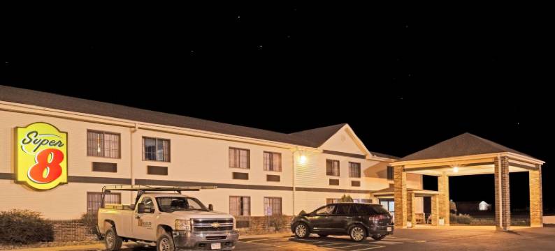 迪凡斯速8酒店(Super 8 by Wyndham Defiance)图片