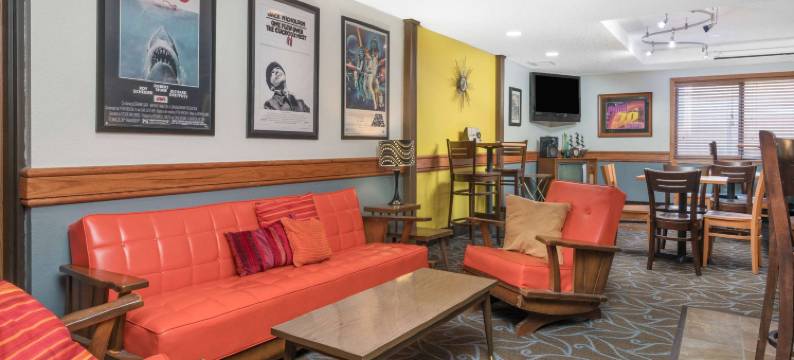 道奇堡美吟温德姆酒店(AmericInn by Wyndham Fort Dodge)图片