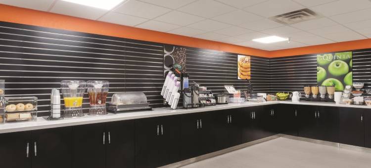 诺克斯维尔东拉昆塔温德姆套房酒店(La Quinta Inn & Suites by Wyndham Knoxville East)图片