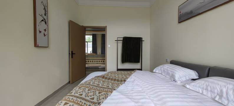 逸欣居民宿(光明街分店)图片