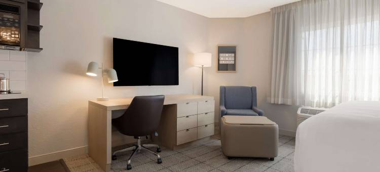 艾尔文东山脚索尼斯塔简单套房酒店(Sonesta Simply Suites Irvine East Foothill)图片