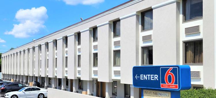 Studio 6套房，卡顿斯维尔，马里兰州-巴尔的摩西(Studio 6 Suites Catonsville, MD – Baltimore West)图片